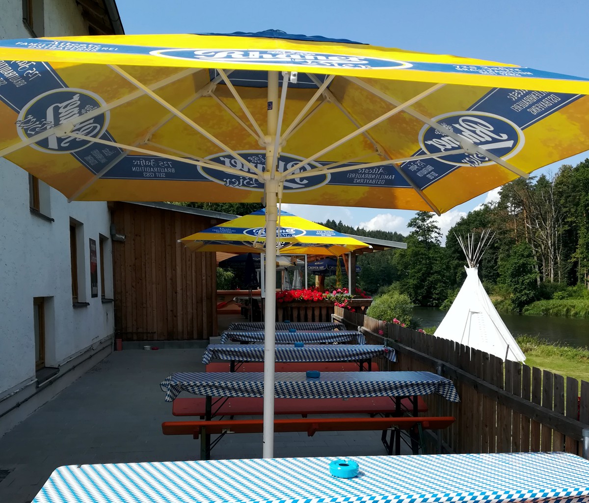 Terrasse am Campingplatz und Zeltplatz